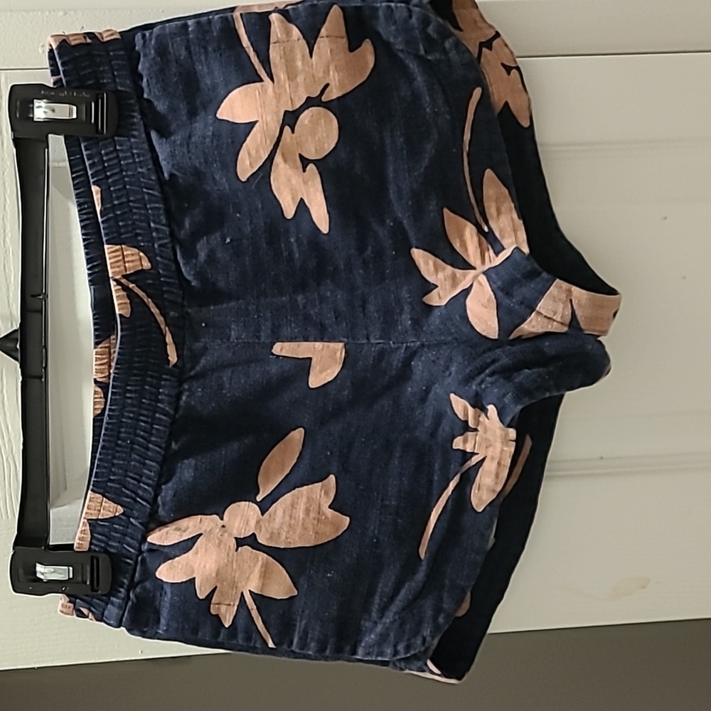 Jcrew navy floral shorts sz 2